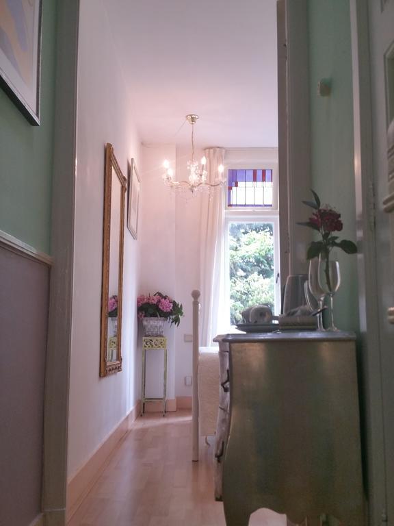 B&B Romantic Rooms Central Haarlem Exterior photo